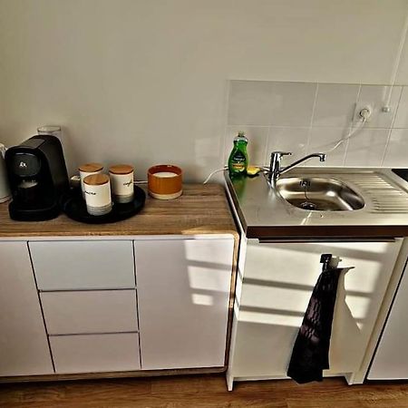 Ferienwohnung Loft Climatise Parking Gratuit 5Min Gare Le Plessis-Bouchard Exterior foto
