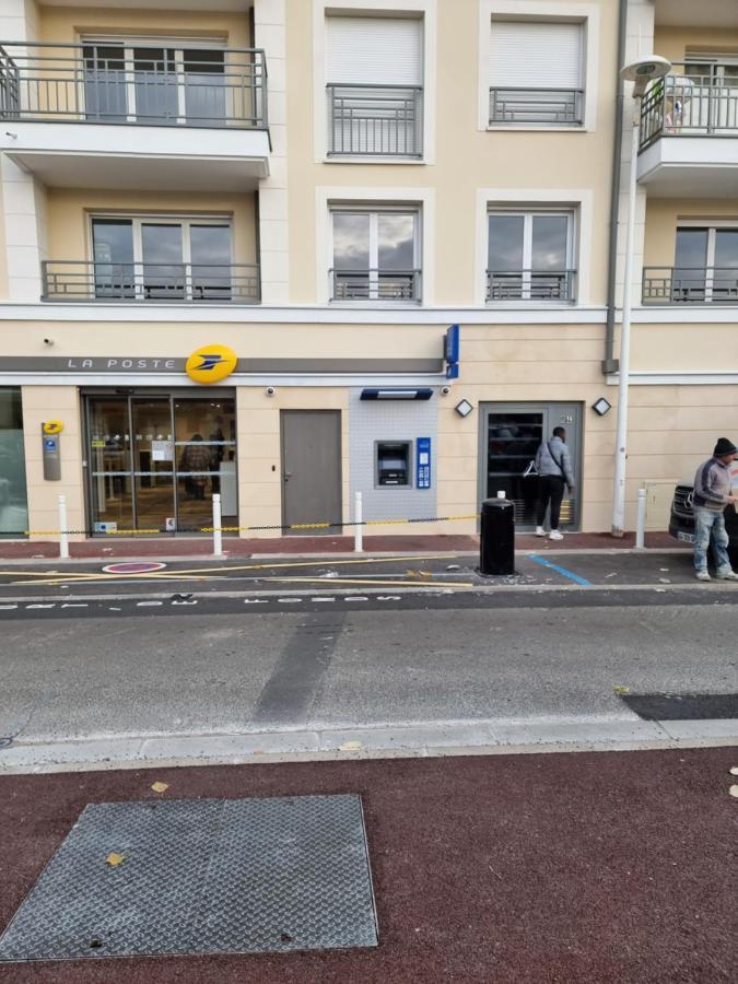 Ferienwohnung Loft Climatise Parking Gratuit 5Min Gare Le Plessis-Bouchard Exterior foto
